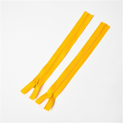 樹脂拉鏈廠家 廣州樹脂拉鏈 云飛拉鏈歡迎選購(gòu) 查看