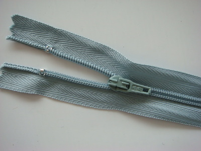 【拉鏈行業領導力品牌 遼寧穿心拉鎖價格 產品遍布全球】價格,廠家,圖片,拉鏈,三力(福建)拉鏈-